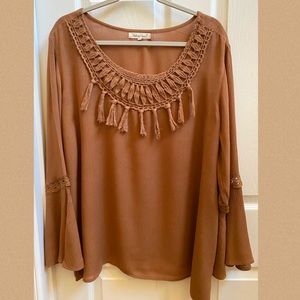 Women’s Blouse